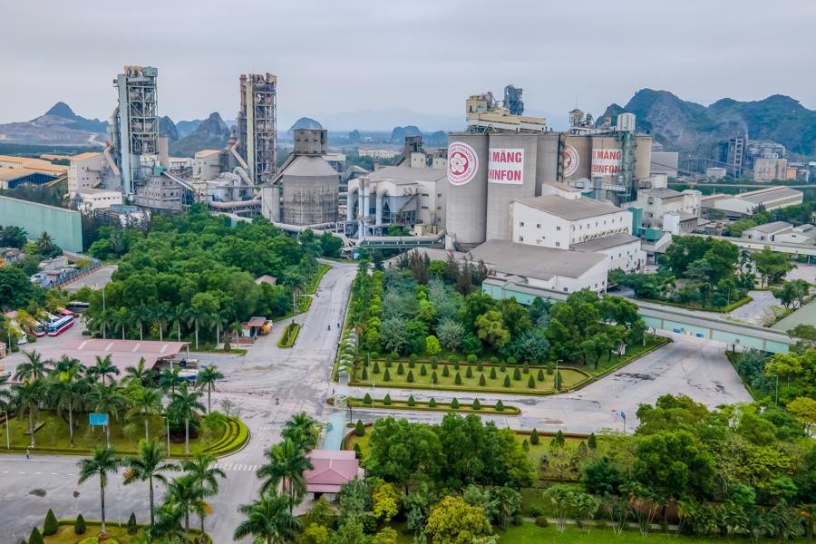 Nửa năm lãi chưa tới 1 tỷ đồng, còn gánh hàng trăm tỷ dư nợ trái phiếu