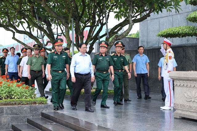 Thủ tướng Phạm Minh Chính kiểm tra công tác tu bổ định kỳ Lăng Chủ tịch Hồ Chí Minh