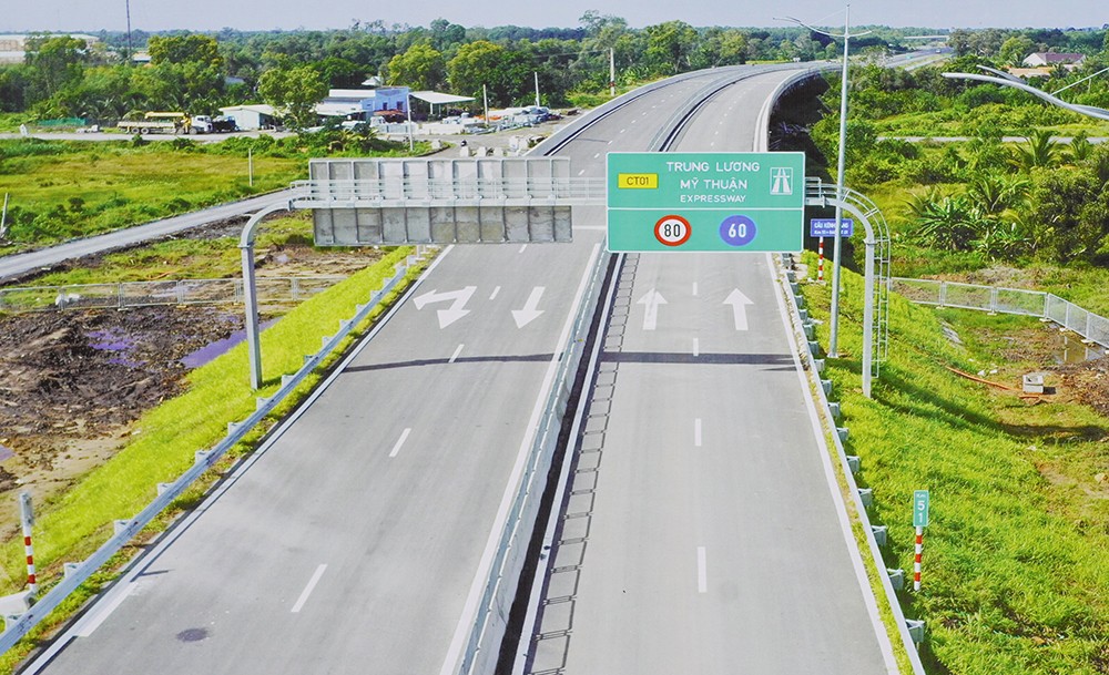 Nghiên cứu đầu tư mở rộng tuyến cao tốc TPHCM - Trung Lương - Mỹ Thuận theo phương thức PPP
