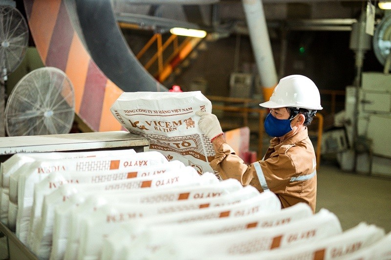 Còn hơn 3 tháng chạy chỉ tiêu, Công ty xi măng lớn nhất miền Nam bất ngờ hạ 77% kế hoạch lợi nhuận