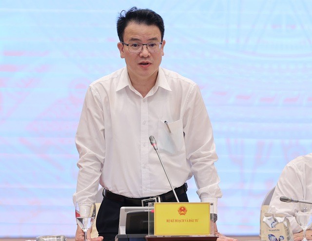 Thứ trưởng Bộ Kế hoạch và Đầu tư thông tin về kế hoạch tiêu 676.000 tỷ đồng