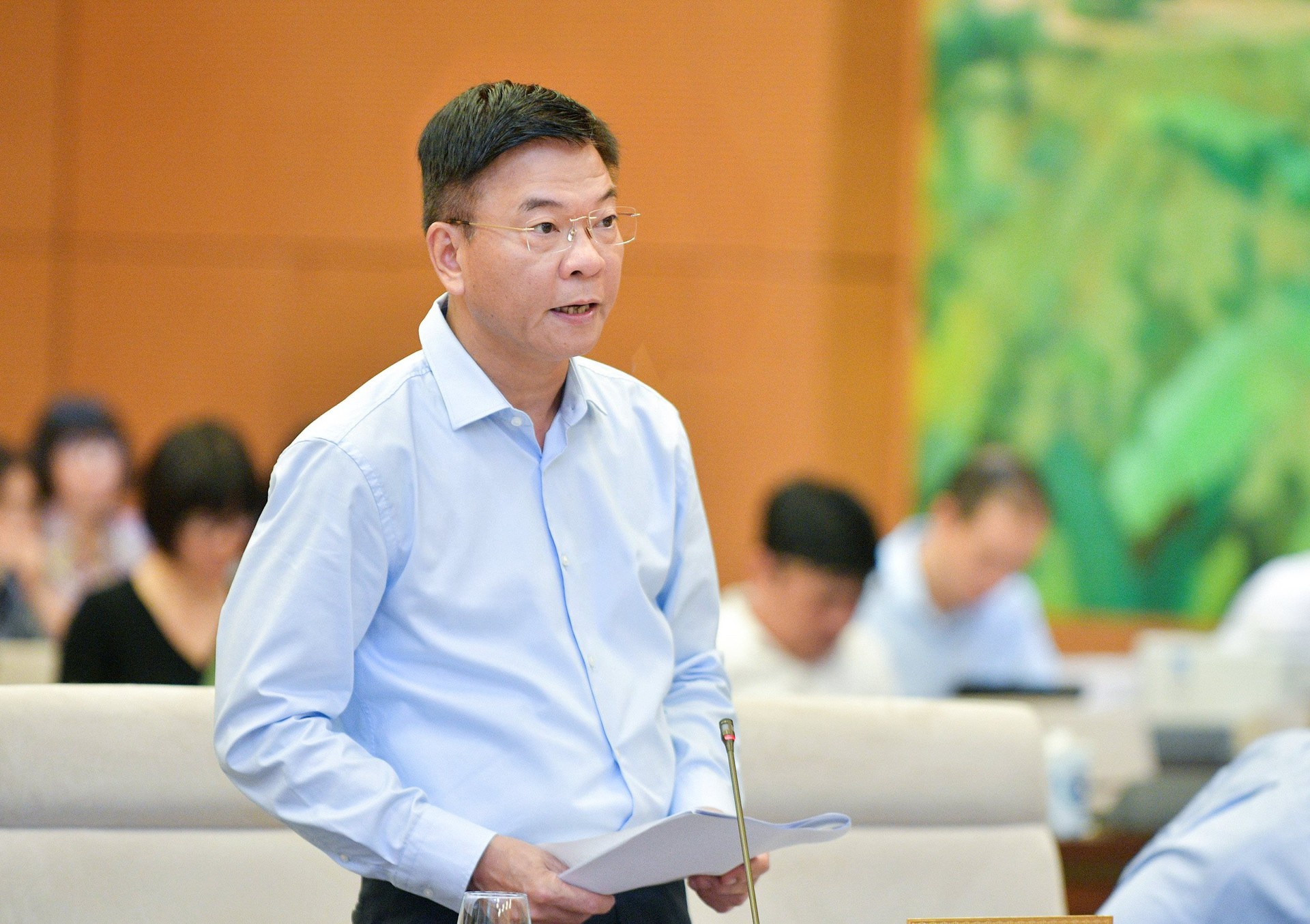 Đề xuất quy định đặc thù về tiền lương, thu nhập tăng thêm đối với CBCCVC Thủ đô