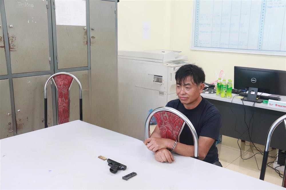 Tóm gọn đối tượng truy nã đặc biệt nguy hiểm là bố vợ của Tàng Keangnam