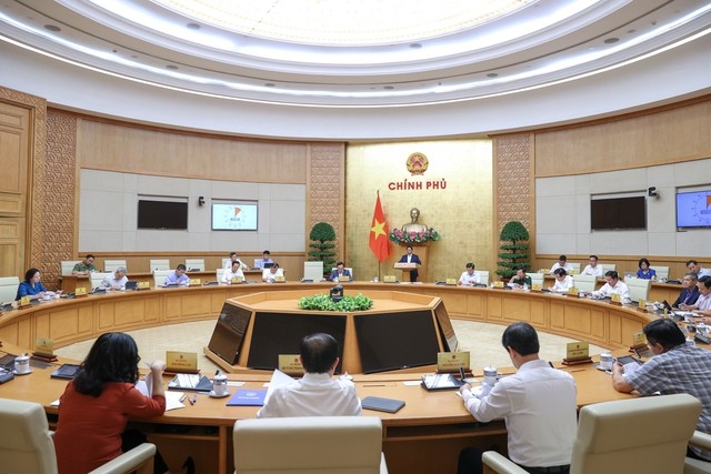 Thủ tướng Phạm Minh Chính chủ trì phiên họp Chính phủ chuyên đề