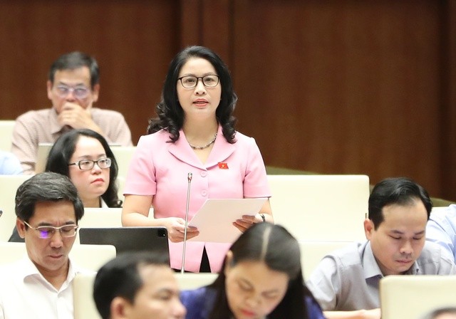 Vấn đề sách giáo khoa ‘nóng’ nghị trường