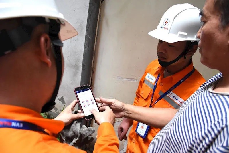 Giá điện tăng 3%, doanh thu năm 2023 tăng thêm 8.000 tỷ nhưng EVN vẫn khó khăn trong cân bằng tài chính