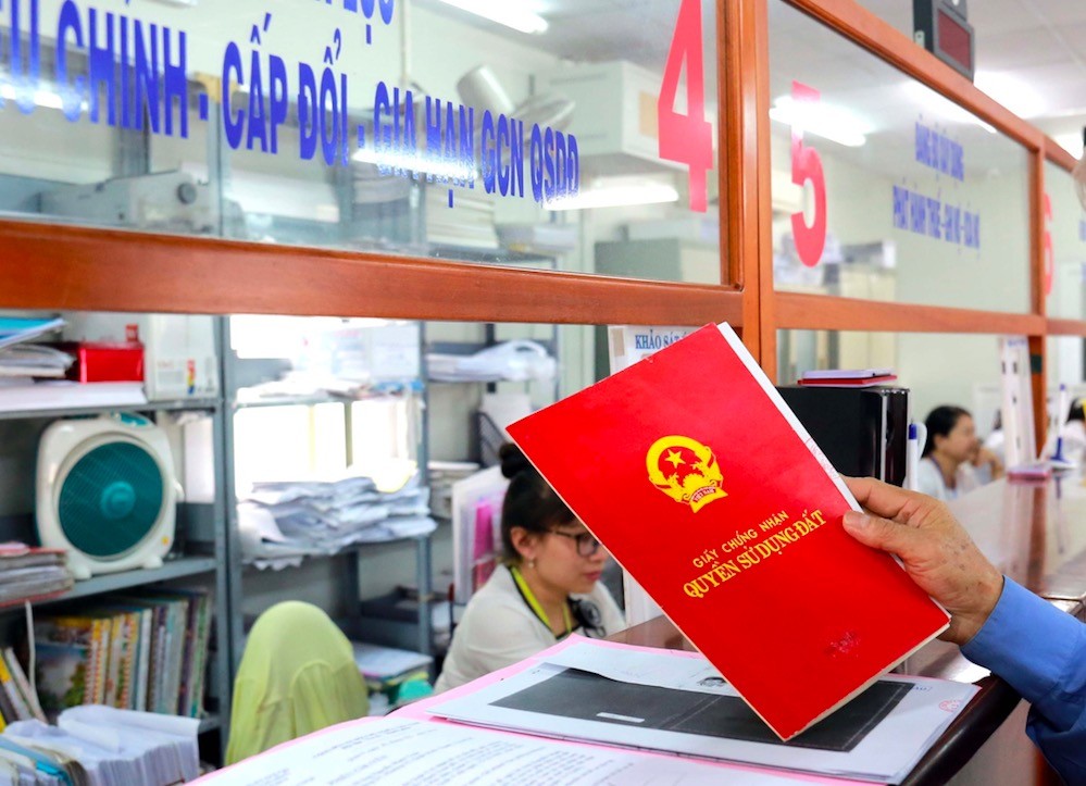 Một địa phương miễn lệ phí cấp sổ đỏ từ năm 2024