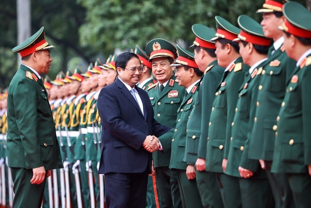 Góp phần bổ sung, hoàn thiện lý luận quốc phòng và thực hiện đột phá trong đào tạo đội ngũ cán bộ