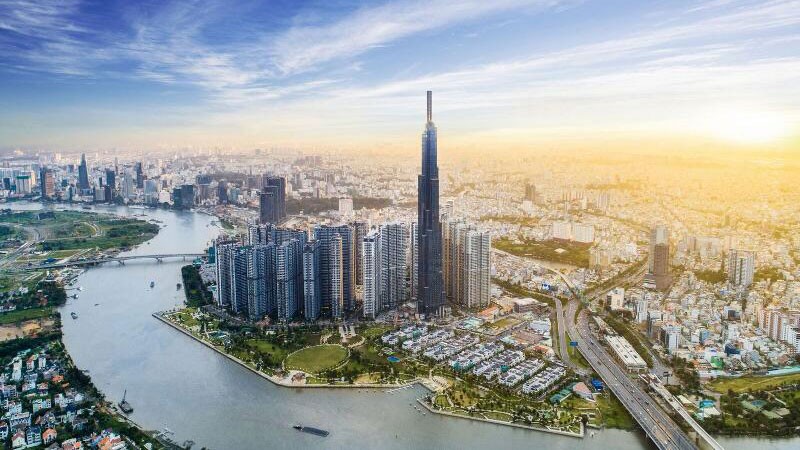 Vingroup của ông Vượng chi 5.200 tỷ đồng bắt đáy cổ phiếu Vinhomes?