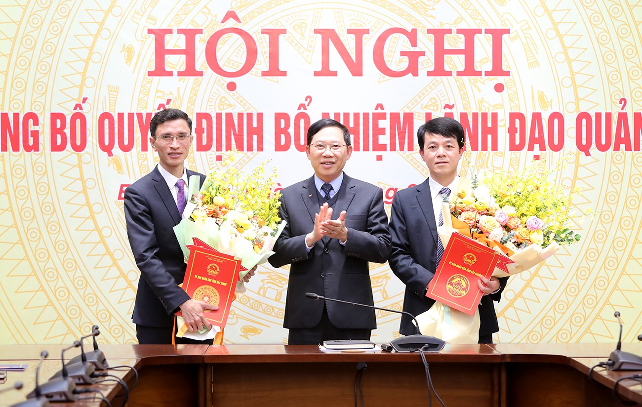 Bổ nhiệm Phó Chánh Văn phòng, Thư ký Bí thư Tỉnh ủy giữ chức Giám đốc Sở