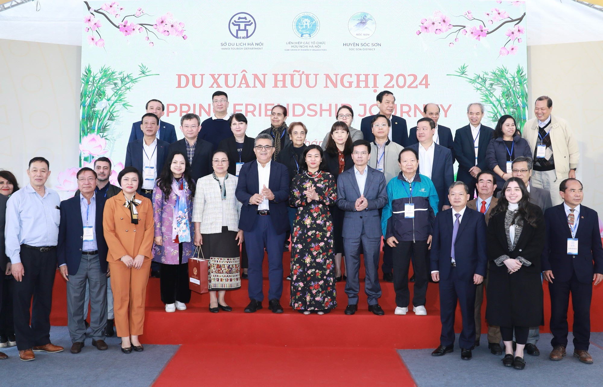 Tăng cường tình hữu nghị giữa nhân dân Thủ đô Hà Nội với bạn bè quốc tế