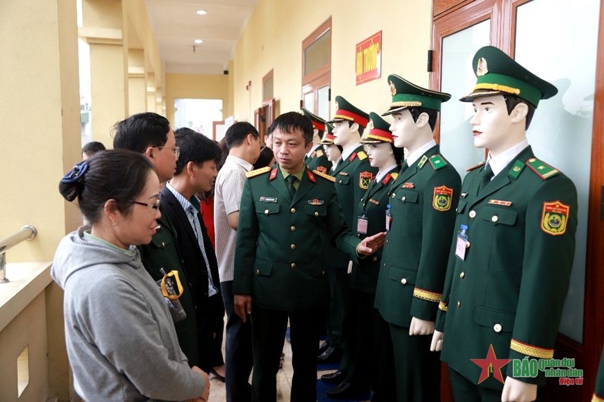 Lực lượng diễu binh kỷ niệm 70 năm Chiến thắng Điện Biên Phủ sẽ sử dụng mẫu Lễ phục mới