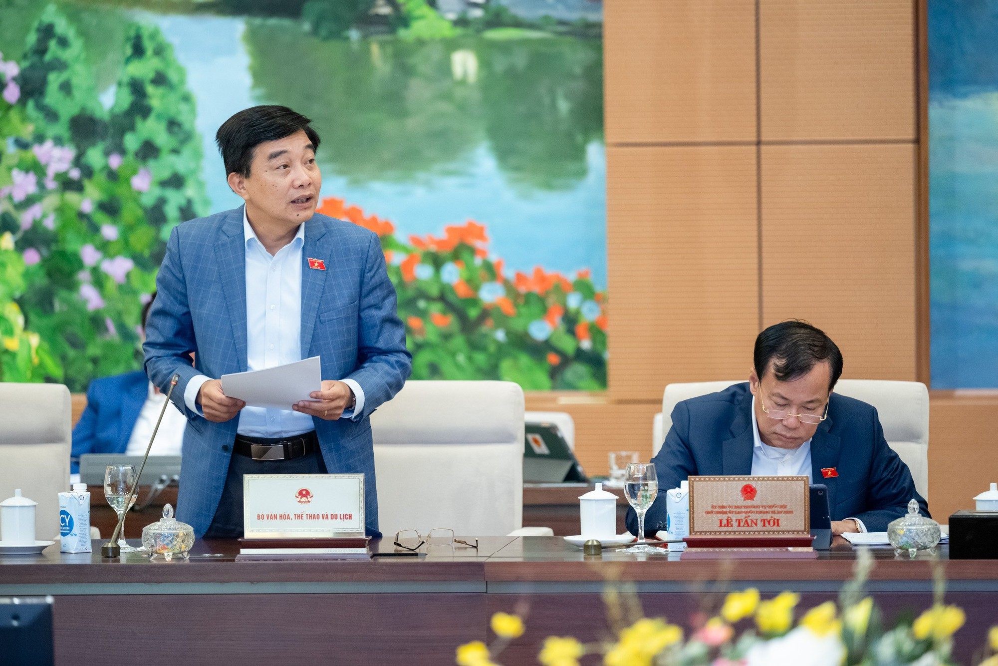 Bỏ quy định miễn đào tạo nghề đấu giá