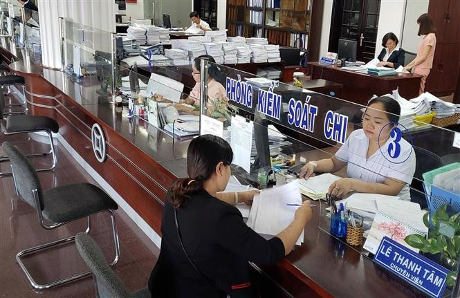 Quy định mới về kiểm soát chi lương, phụ cấp qua Kho bạc Nhà nước