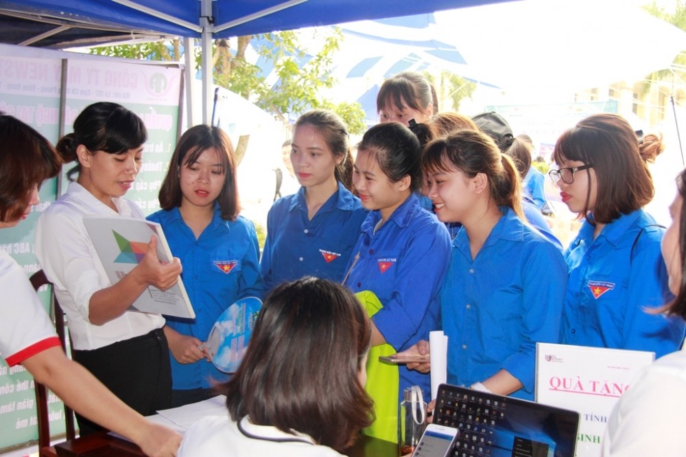 Đề xuất chính sách hỗ trợ việc làm cho thanh niên