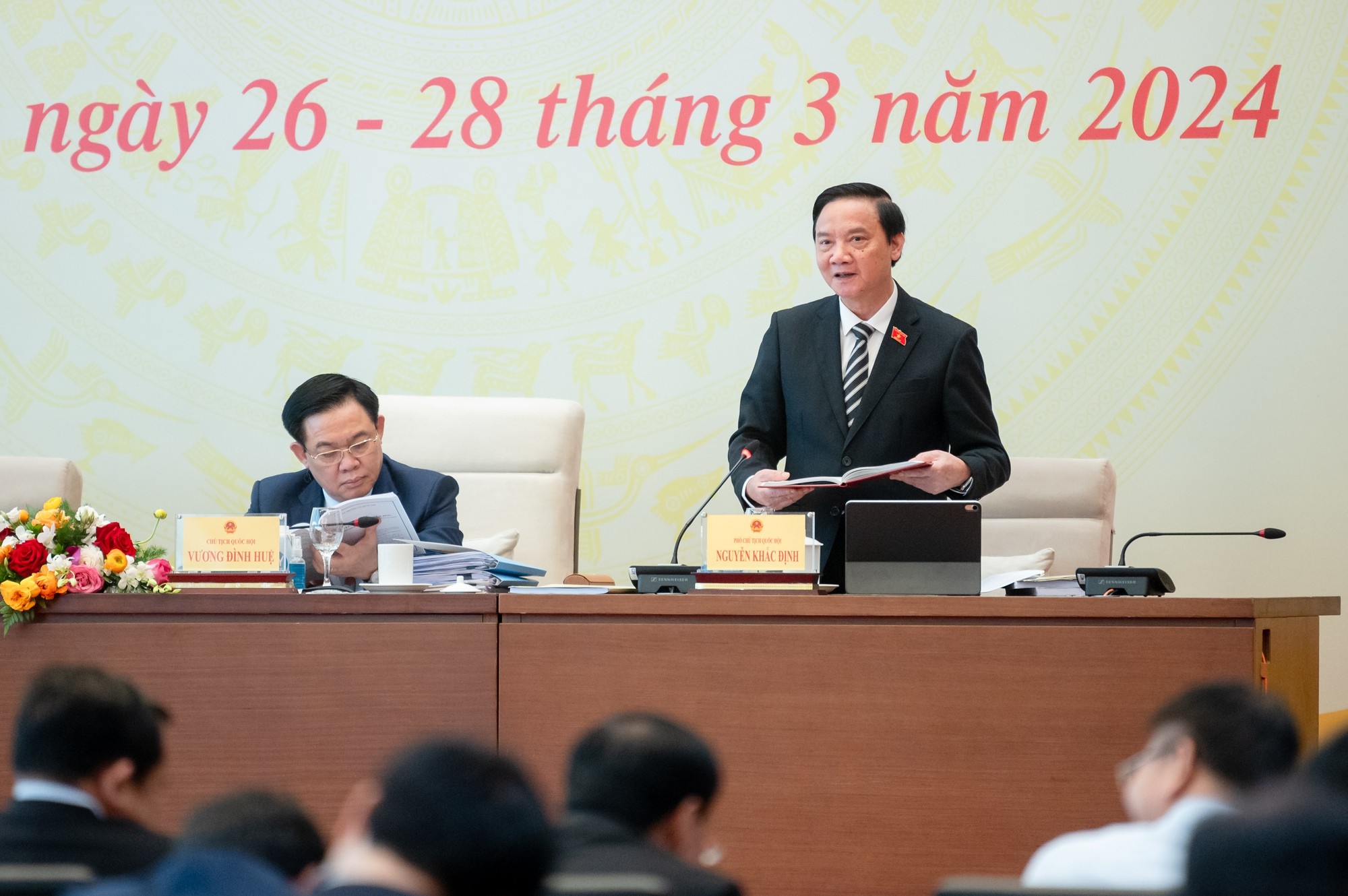 Xin ý kiến về ngạch Thẩm phán; tiền lương, phụ cấp của Thẩm phán, Thẩm tra viên Tòa án, Thư ký Toà án