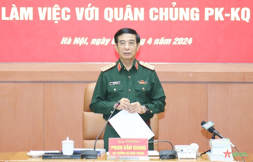 Năm 2025: Cơ bản xây dựng Quân chủng Phòng không - Không quân tinh, gọn, mạnh, hiện đại; tiến hành sáp nhập các cơ quan, đơn vị đúng lộ trình