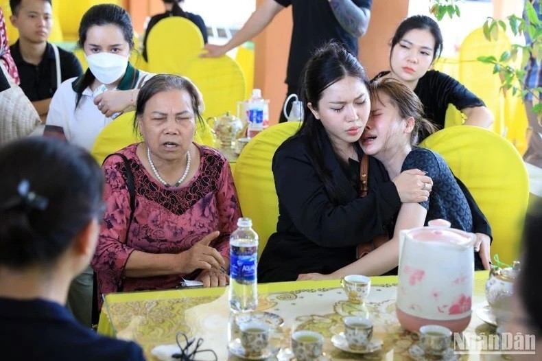Thái Bình: Khởi tố 2 giáo viên, 1 lái xe liên quan vụ bé tử vong trên xe ô-tô