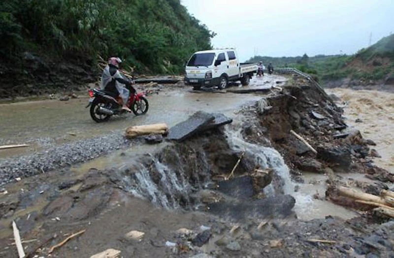 Từ đêm 14-16/6, vùng núi và trung du Bắc Bộ mưa lớn về đêm và sáng