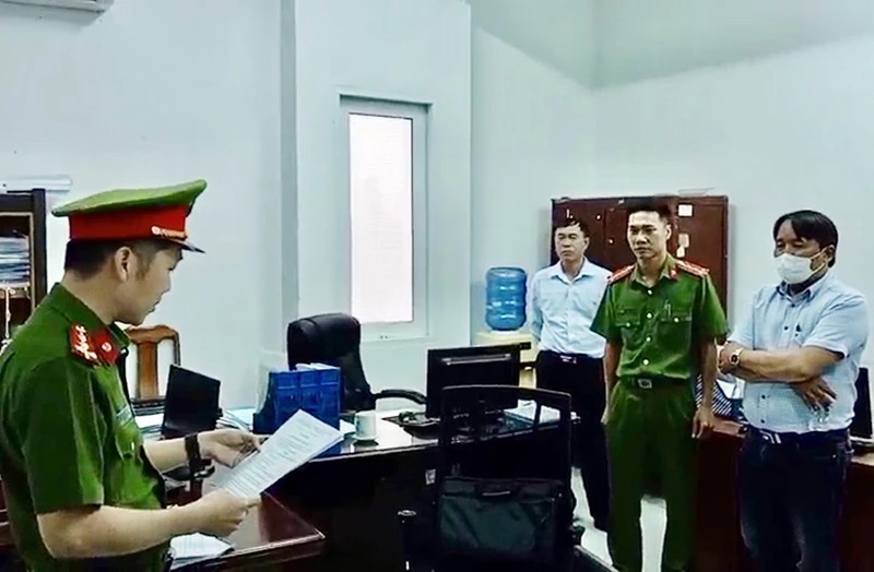 Khởi tố, bắt tạm giam nguyên Giám đốc chi nhánh Văn phòng Đăng ký đất đai thị xã Vĩnh Châu (Sóc Trăng)