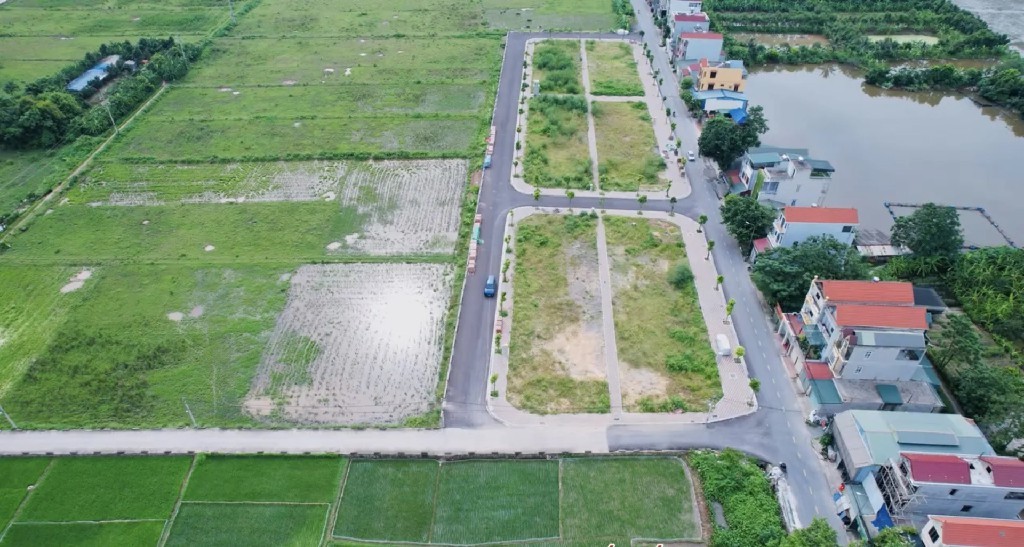 Tìm hiểu nguyên nhân đất đấu giá Thanh Oai, Hà Nội hơn 100 triệu đồng/m2