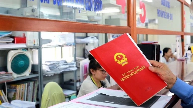 Những loại giấy tờ nào có thể làm căn cứ cấp "sổ đỏ" theo Luật Đất đai?
