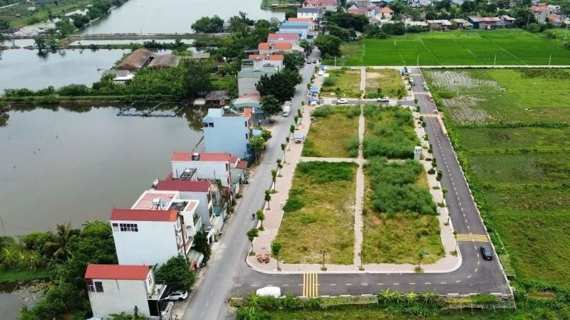 Cử tri Hà Nội lo lắng tình trạng "ảo giá" đất đấu giá
