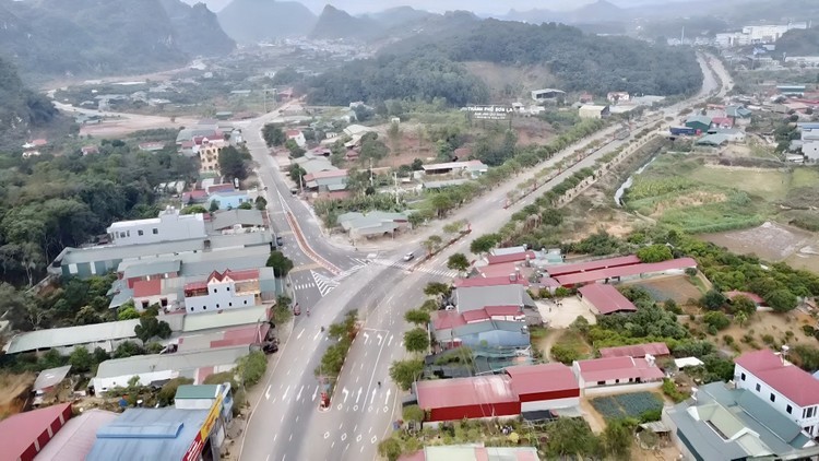 Bộ GTVT phản hồi thông tin về dự án cao tốc và mở rộng Quốc lộ 6 trên địa bàn Sơn La
