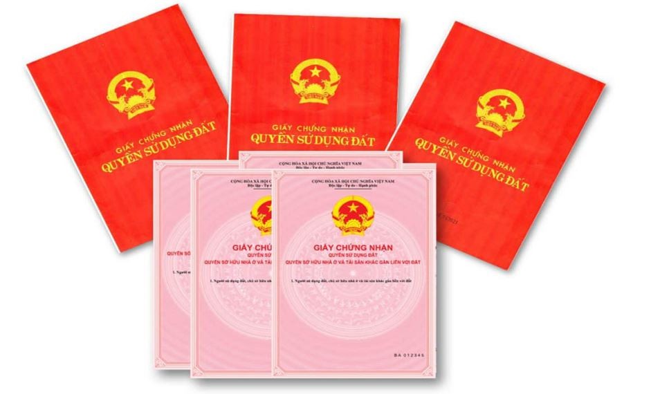 Mẫu Sổ đỏ mới từ ngày 01/01/2025 khác mẫu cũ ra sao?