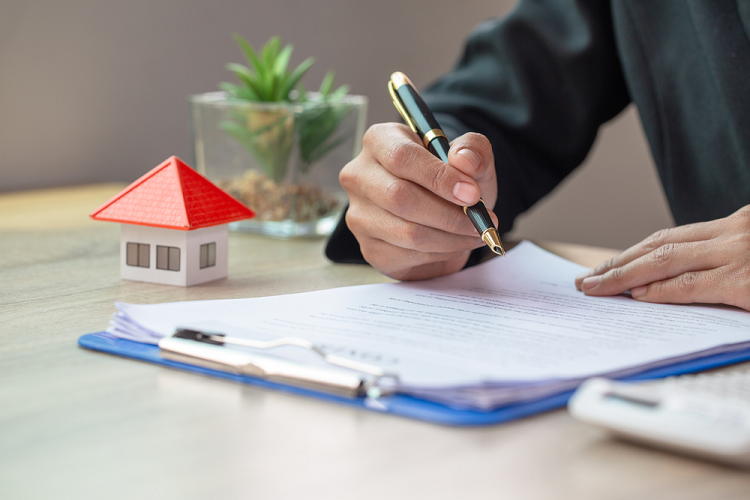 Thời hạn của Giấy xác nhận độc thân dùng để bán nhà đất là bao lâu?