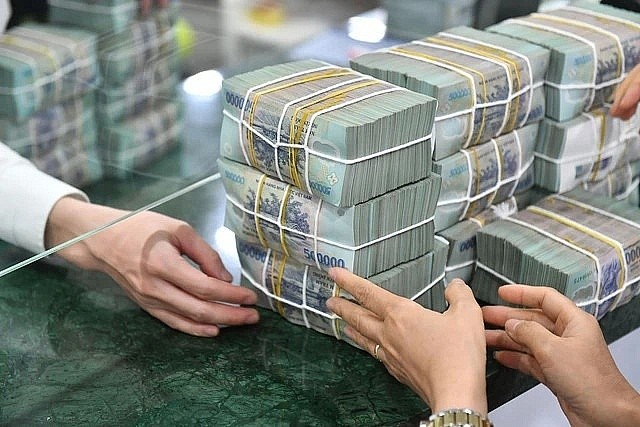 Loạt ngân hàng giảm lãi suất, tăng hỗ trợ người trẻ mua nhà