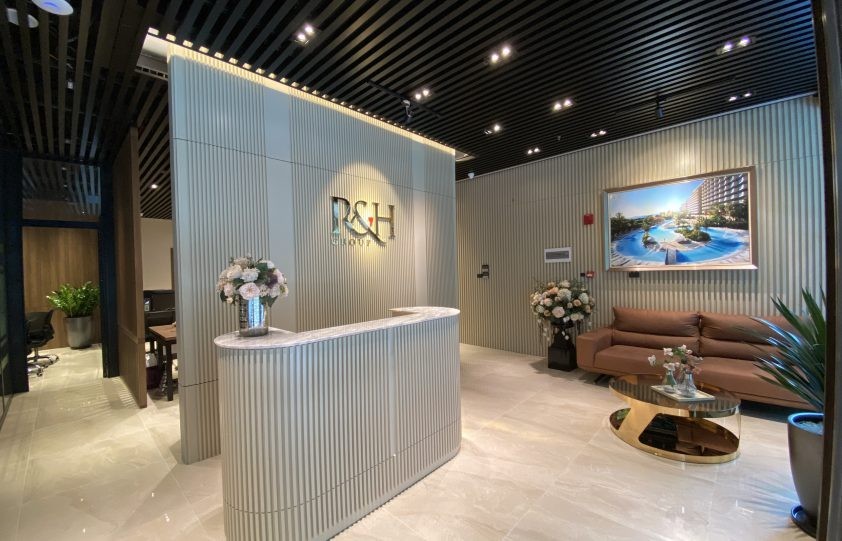 Tập đoàn R&H gặp khó khăn tài chính, lô trái phiếu 2.000 tỷ đồng tiếp tục trì hoãn thanh toán