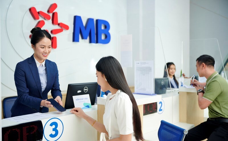 Người liên quan Tổng giám đốc MBBank đăng ký mua 2 triệu cổ phiếu MBB
