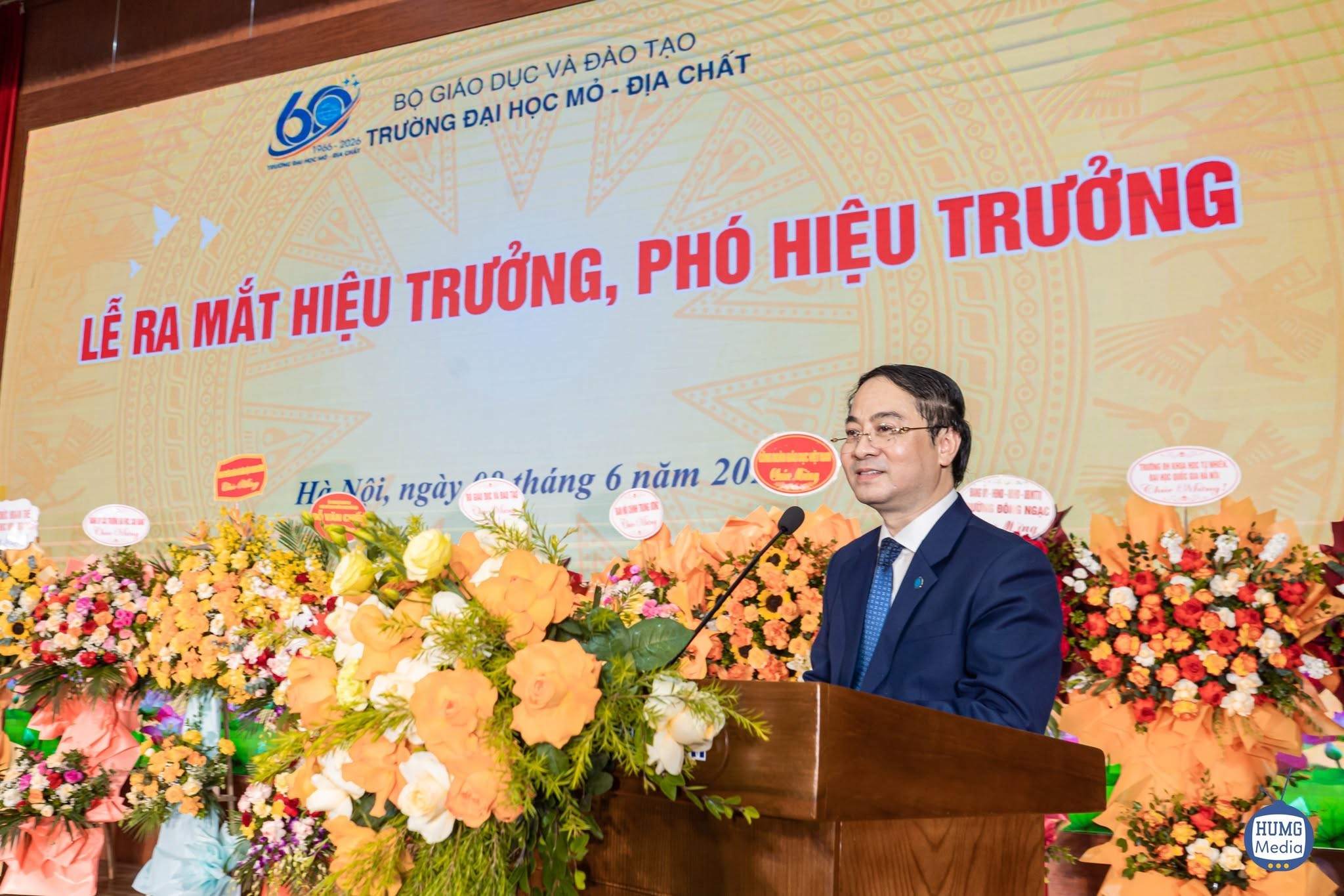 Trường Đại học Mỏ - Địa chất ra mắt Ban Giám hiệu nhiệm kỳ mới, mở ra giai đoạn phát triển mới
