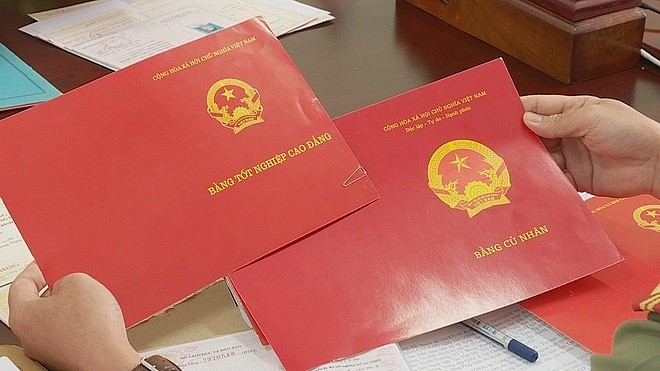 Đắk Lắk: Phát hiện 20 cán bộ, giáo viên dùng bằng giả