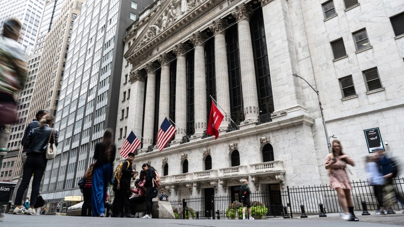 Chỉ số Dow Jones và S&P 500 lập đỉnh mới