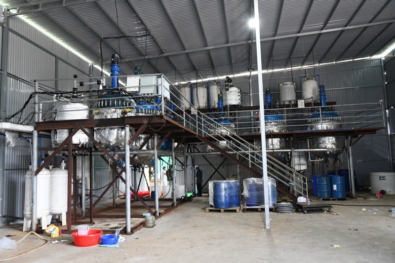 Phá công xưởng sản xuất ma túy tổng hợp lớn nhất từ trước đến nay, thu giữ 1,4 tấn ketamin