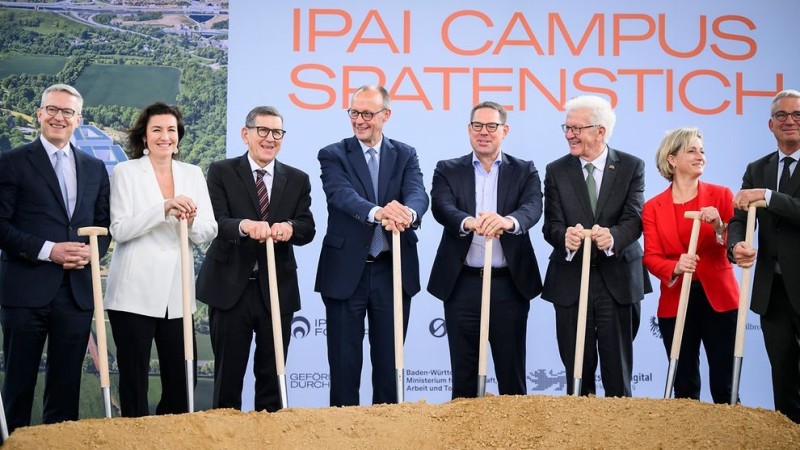 Thủ tướng Friedrich Merz muốn Đức nhanh chóng trở thành quốc gia dẫn đầu AI