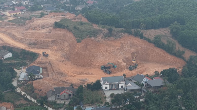 Phú Thọ: Siết chặt quản lý, ngăn chặn "đất tặc" núp bóng hạ cốt nền