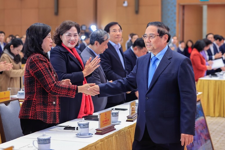 Thủ tướng: Số hóa tạo đà – Xanh hóa lan tỏa – Doanh nghiệp bứt phá – Đất nước vươn xa