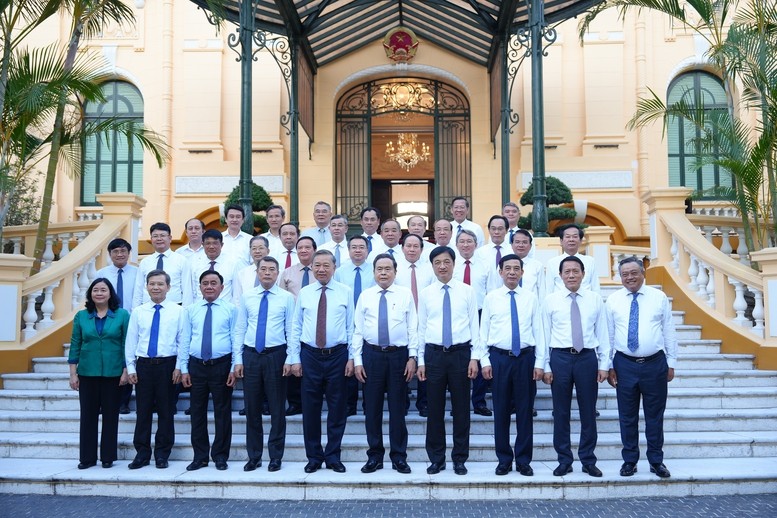 Thể chế phải trở thành nguồn lực cho phát triển
