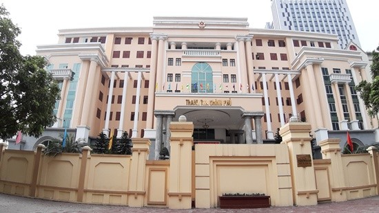 4 cán bộ, công chức tố cáo tham nhũng được khen thưởng 149 triệu