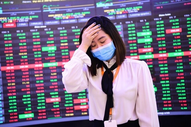 Cổ phiếu giảm sàn 5 phiên liên tiếp: Novaland nói do yếu tố tâm lý