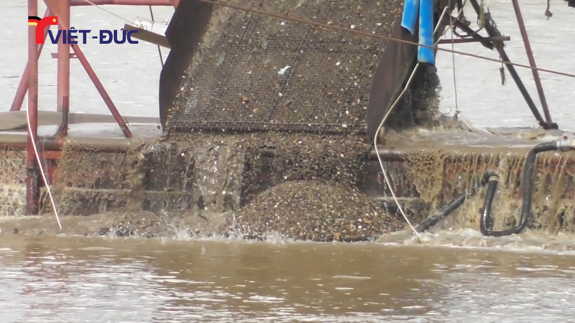 Khai thác cát ở Lào Cai: Khoáng sản mang đi chất thải để lại (PS2)