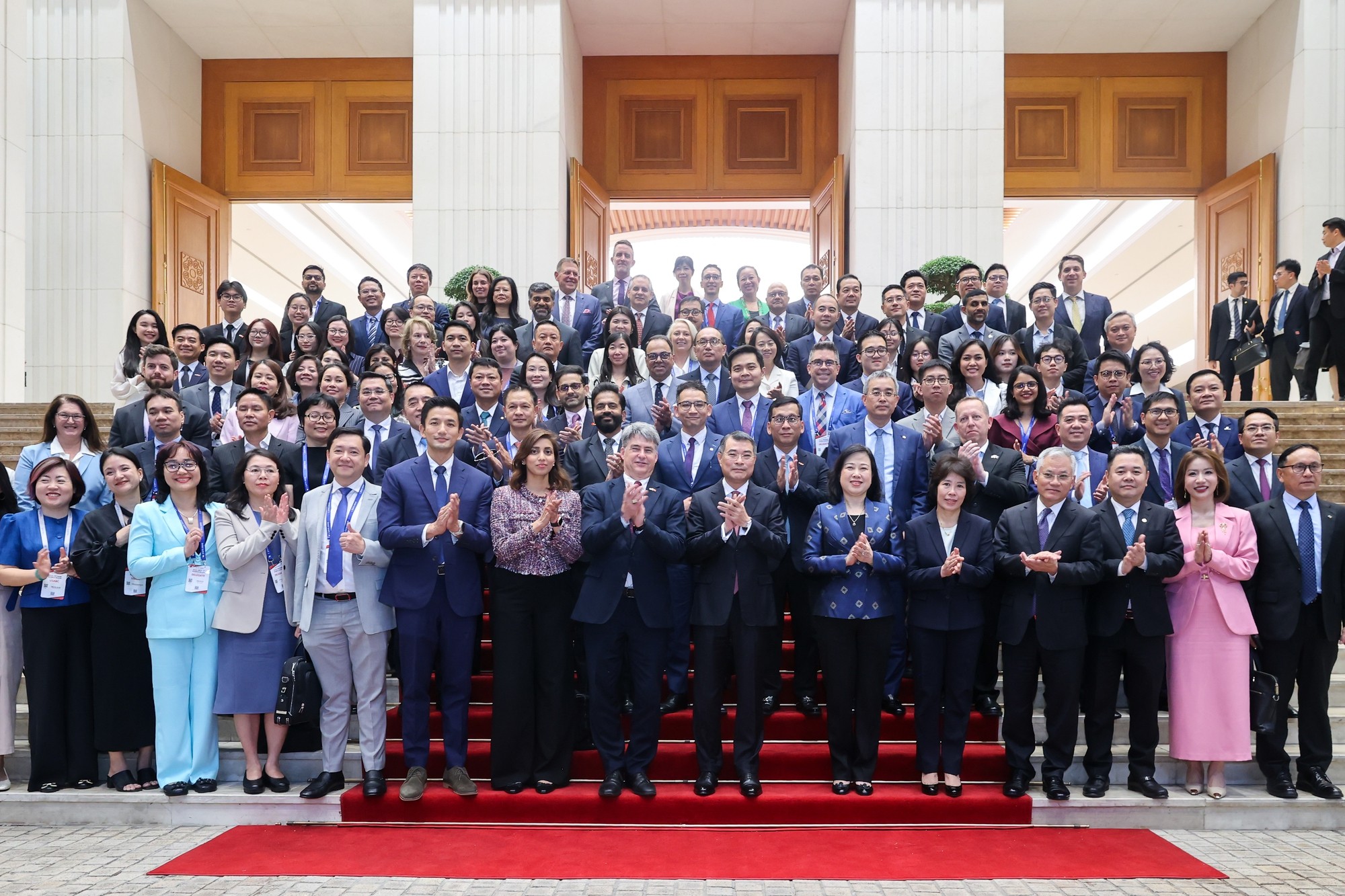 Thủ tướng Lê Minh Hưng làm việc với 52 doanh nghiệp hàng đầu của Hoa Kỳ